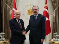 Bahçeli'den Erdoğan'a tebrik telefonu