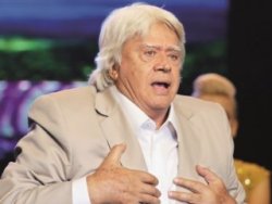 Cüneyt Arkın taburcu oldu