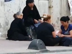 Dilenciler hasılatı paylaştı