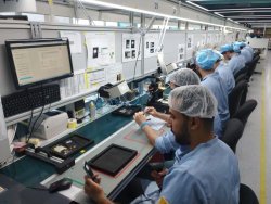 Erdoğan Yerli Telefonu Dikkat Çekici Etti, General Mobile 100 Milyon TL'lik Telefon Fabrikasını Hizmete Soktu