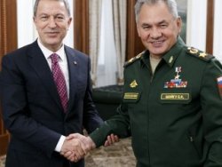 Hulusi Akar Rus mevkidaşı Şoygu ile görüştü