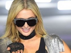 Paris Hilton Metin Hara - Adriana Lima ilişkisini beğendi