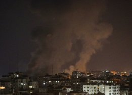 İsrail, Gazze bize 36 roket attı diyerek bomba yağdırdı