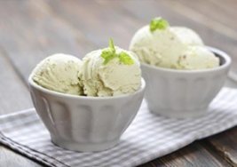 Evinizde meyveli tatsız dondurma yapabilirsiniz