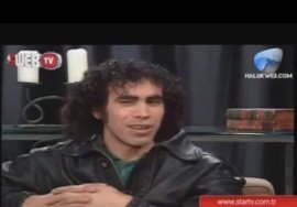 Haluk Levent, yakışıklılar gününde fotoğrafını paylaştı