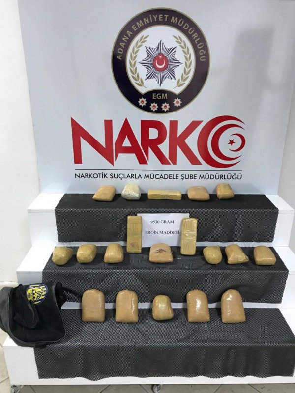 Adana’da 9,5 kilo eroin ele geçirdi