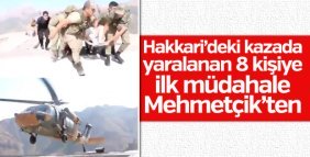 Hakkari'de kaza: 8 zarar görmüş askeri helikopterle taşındı