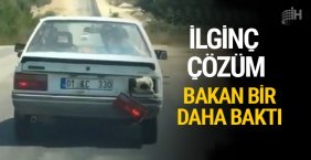 Bagajda taşınan koyunun nefes alması için ilginç çözüm