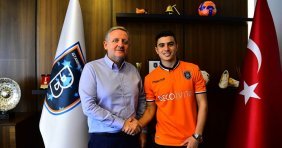 Başakşehir Karim Hafez'i Kadrosuna Kattı!