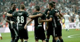 Beşiktaş ’tan Zafer Bayramı Hediyesi!