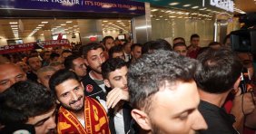 Cimbom ’un Yeni Transferi Emre Akbaba İstanbul ’da!