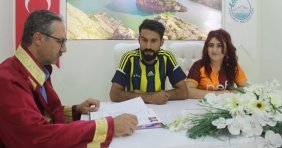 Ezeli Rekabet Nikah Masasına Taşındı!