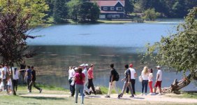 Gölcük Tabiat Parkında bayram tatili yoğunluğu