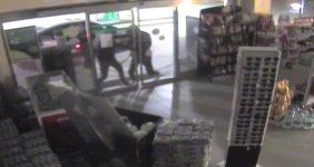 Hırsızları kurşun yağmuruna tuttu