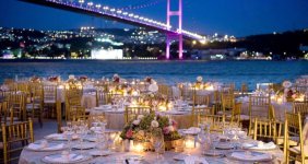 Ortadoğulu Çiftler Boğazda Düğün Yerine Getirmek İçin Asgari 2 Milyon Lira Harcıyor