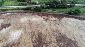 Denize sürüklenen fındıklar havadan görüntülendi