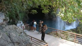 Doğa harikası Yerköprü Şelalesi ’ne ziyaretçi akını