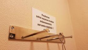 Soyunma kabininde çalınan eşyadan mağaza sorumlu