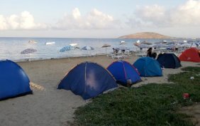 Avşa adasında tatilciler yer bulamayınca...