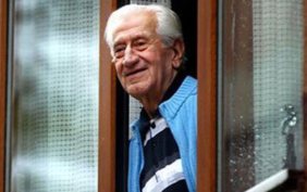 Meşhur sanatçıdan acı haber geldi! Tatile çıkmıştı...