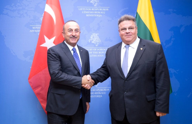 Bakan Çavuşoğlu: 'Rusya ile İlişkilerimiz Avrupa, ABD ile İlişkilerimize Bir Alternatif Değil'