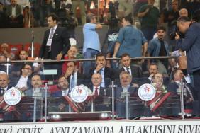 Cumhurbaşkanı Erdoğan: Türkiye'ye korkutma sökmez (3)