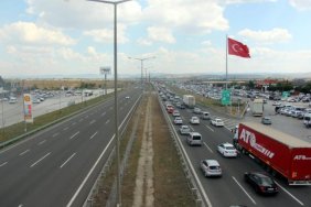 TEM Bolu geçişinde 35 km'lik vasıta kuyruğu