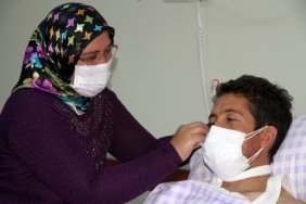 Yıllardır beklediği yerinde böbrek eşinden geldi