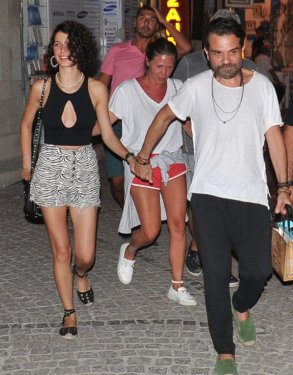 Beren Saat – Kenan Doğulu’nun Alaçatı neşesi