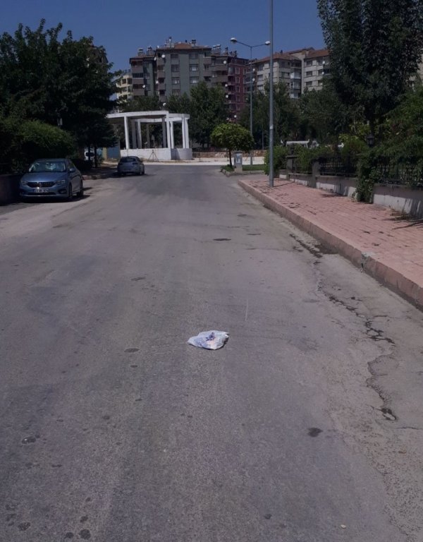 Yoldaki 42 bin TL ’yi kimse almadı