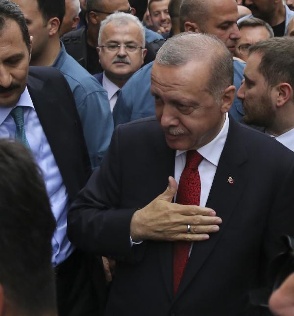 Cumhurbaşkanı Erdoğan: Türkiye’ye korkutma sökmez/ Ilave fotoğraflar