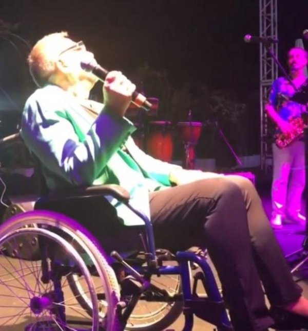 Mehmet Ali Erbil vertigo hastalığına yakalandı