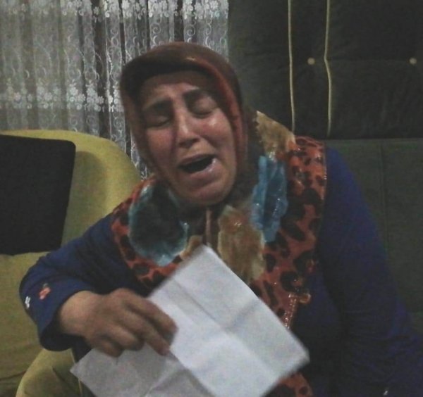 Kola için arkadaşlarını döverek öldürdüler