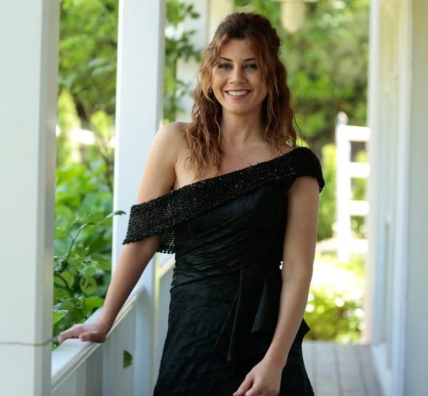 Gökçe Bahadır’ın Yunan aşkı