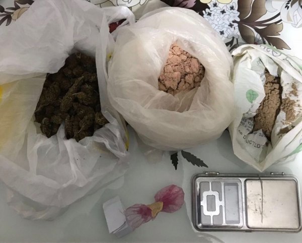 İstanbul’daki narkotik operasyonunda 8 gözaltı