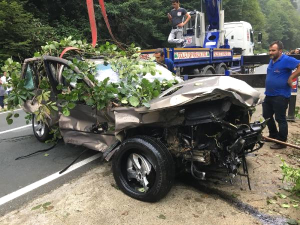 Ayder Yaylası Yolunda Kaza: 1 Ölü, 1 Yaralı