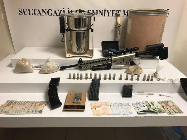 Uyuşturucu operasyonunda ‘sniper’ ele geçirildi