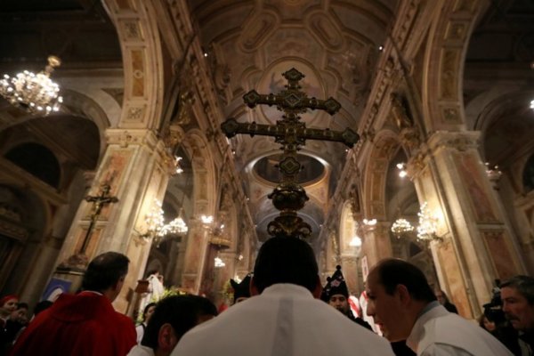 ABD polisi piskoposlar genel merkezini bastı