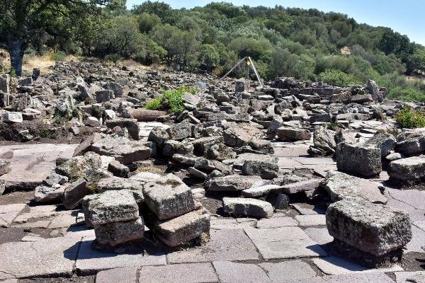Athena Tapınağı’nın kalıntısı su kuyusundan çıktı