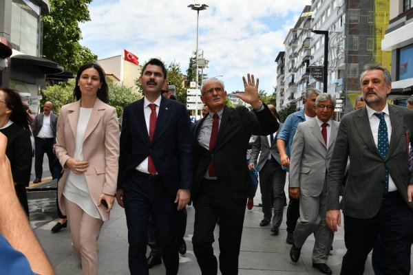 Bakan Kurum Samsun’daki şehirsel dönüşümü inceledi