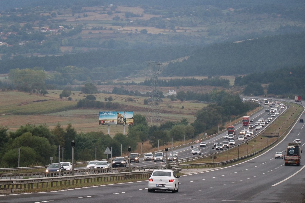 Bolu ’da bayram trafiği yoğunluğu artıyor
