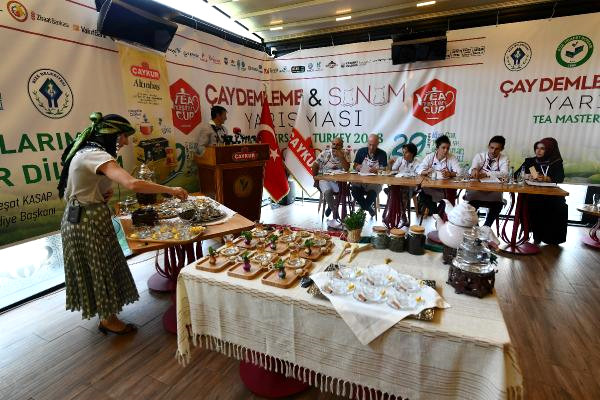Çayı En İyi Demlemek İçin Yarıştılar