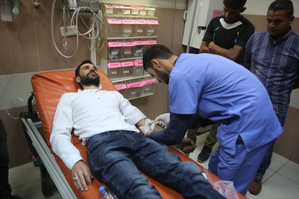 İsrail özlem grevindeki Filistinli genci bıraktı