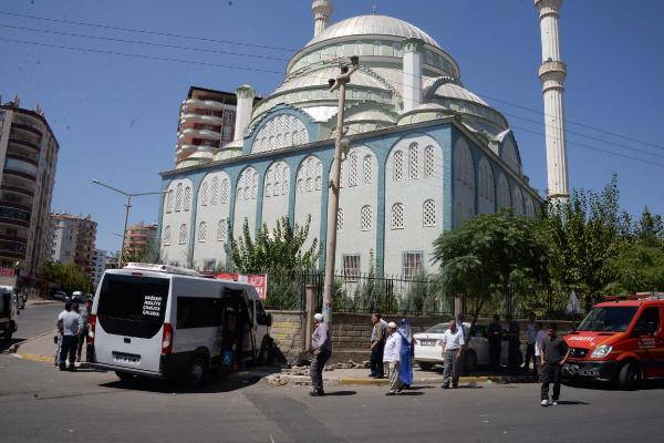 Kaza geçirenlerin cüzdanını çalan hırsız yakalandı