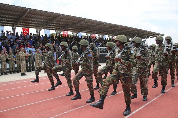 TSK’nın eğittiği Somalili astsubaylar mezun oldu
