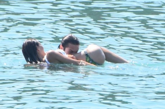 Dilan Çiçek Deniz ve Furkan Andıç’ın aşk tatili