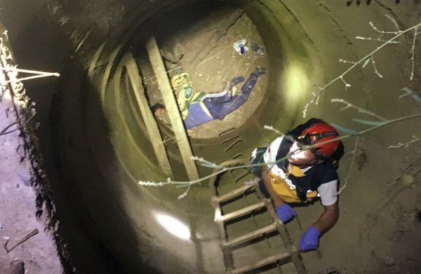 Beygir binicisini kuyuya attı