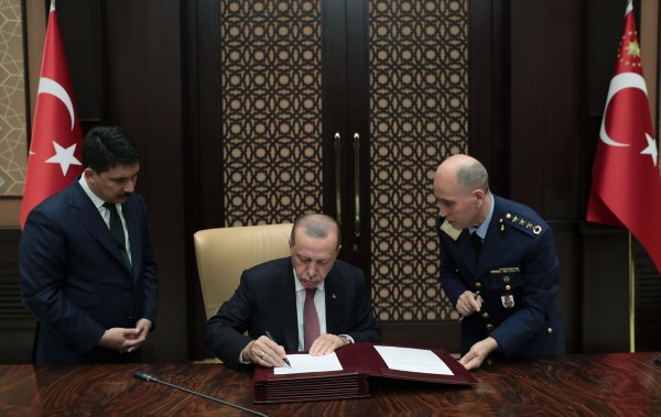 YAŞ’ta terfi alan komutanların listesi