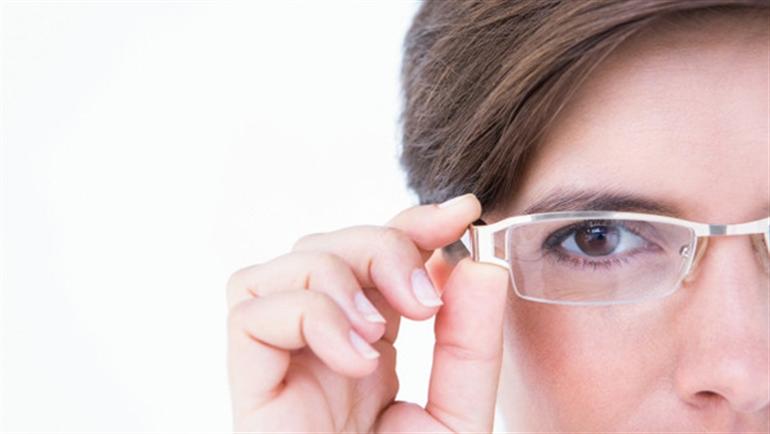 Lazer ile yakın gözlükten kurtulmak olası mü?