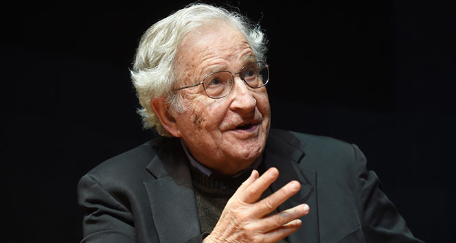 ABD ’li filozof Chomsky: 'İsraril'in ABD'ye müdahalesi görmezden geliniyor'